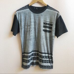🌟Men’s patterned tee